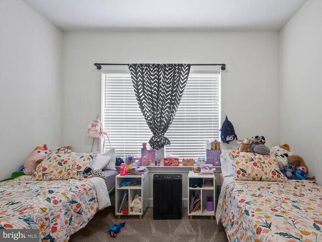 Building Photo - 9508 Townfield Pl