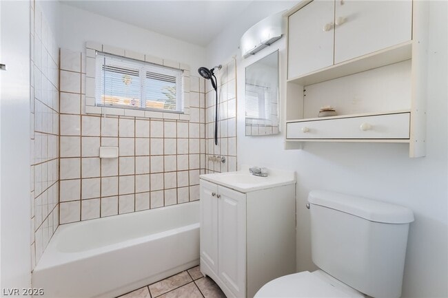 Building Photo - 1108 Tumbleweed Ave