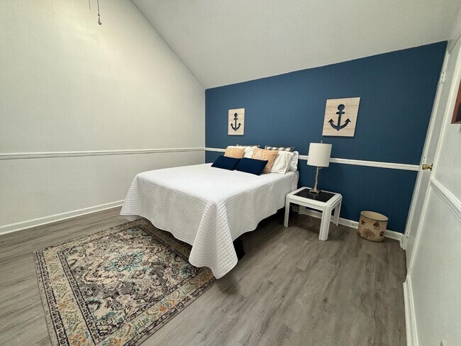 Building Photo - 3700 Golf Colony Ln