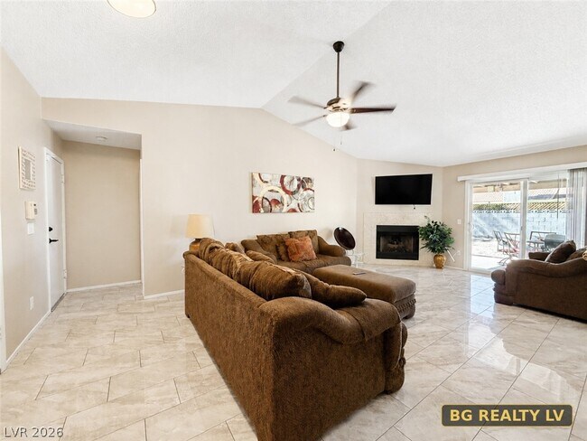 Building Photo - 6600 Light Breeze Dr