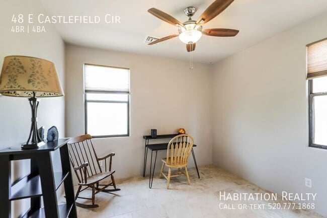 Building Photo - 48 E Castlefield Cir