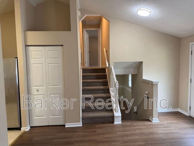Building Photo - 507 Trappers Run Dr