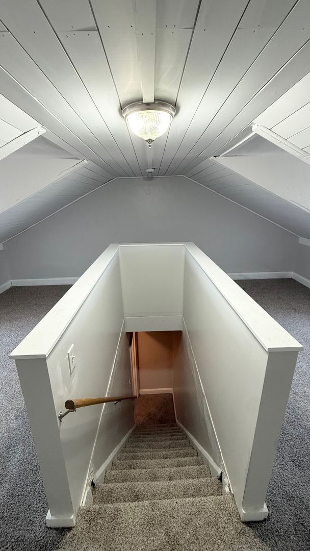 Building Photo - Spacious Townhome in Lawrenceville for Rent- Hardwood Floors and Large Backyard!