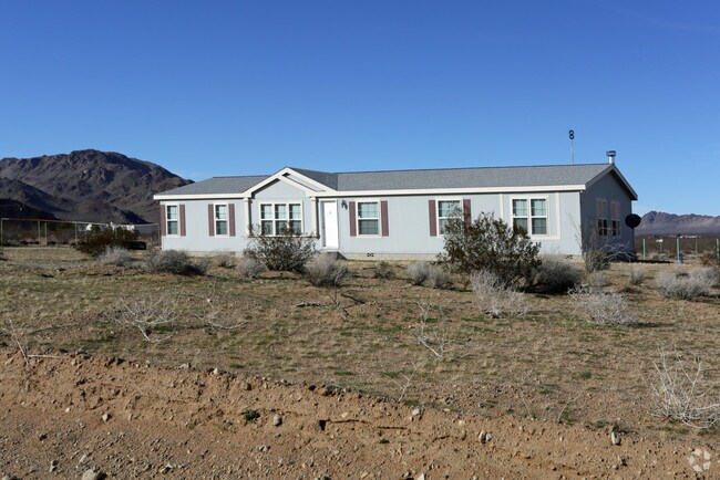 Building Photo - 18180 Palisade Rd