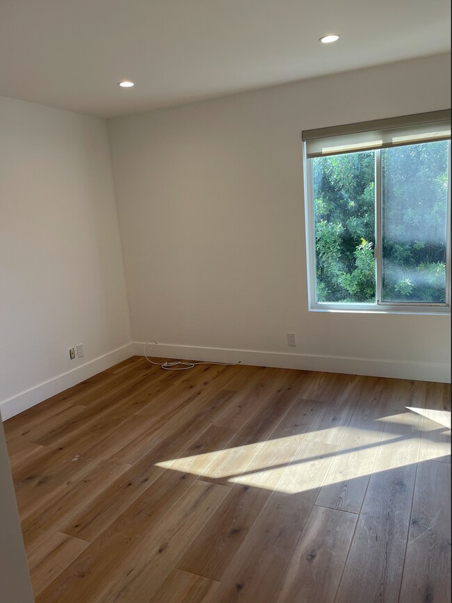 second bedroom - 1741 Granville Ave