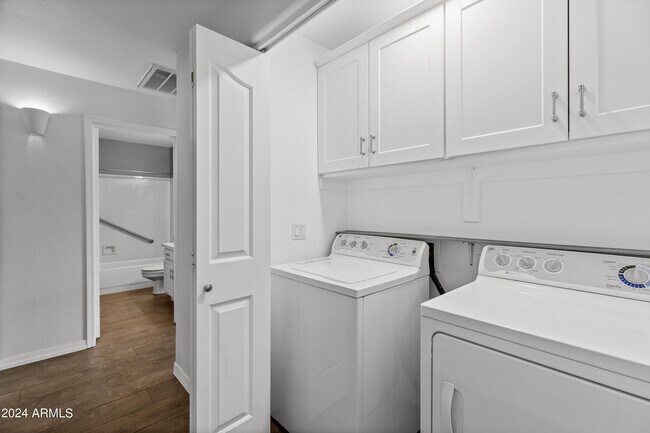 Building Photo - 6529 W Paso Trail