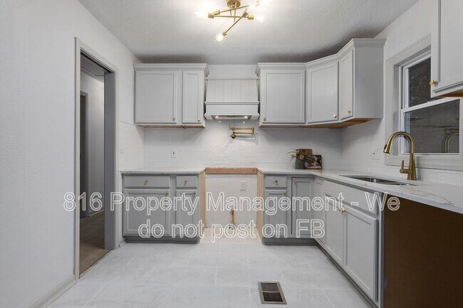 Building Photo - 12516 13th St