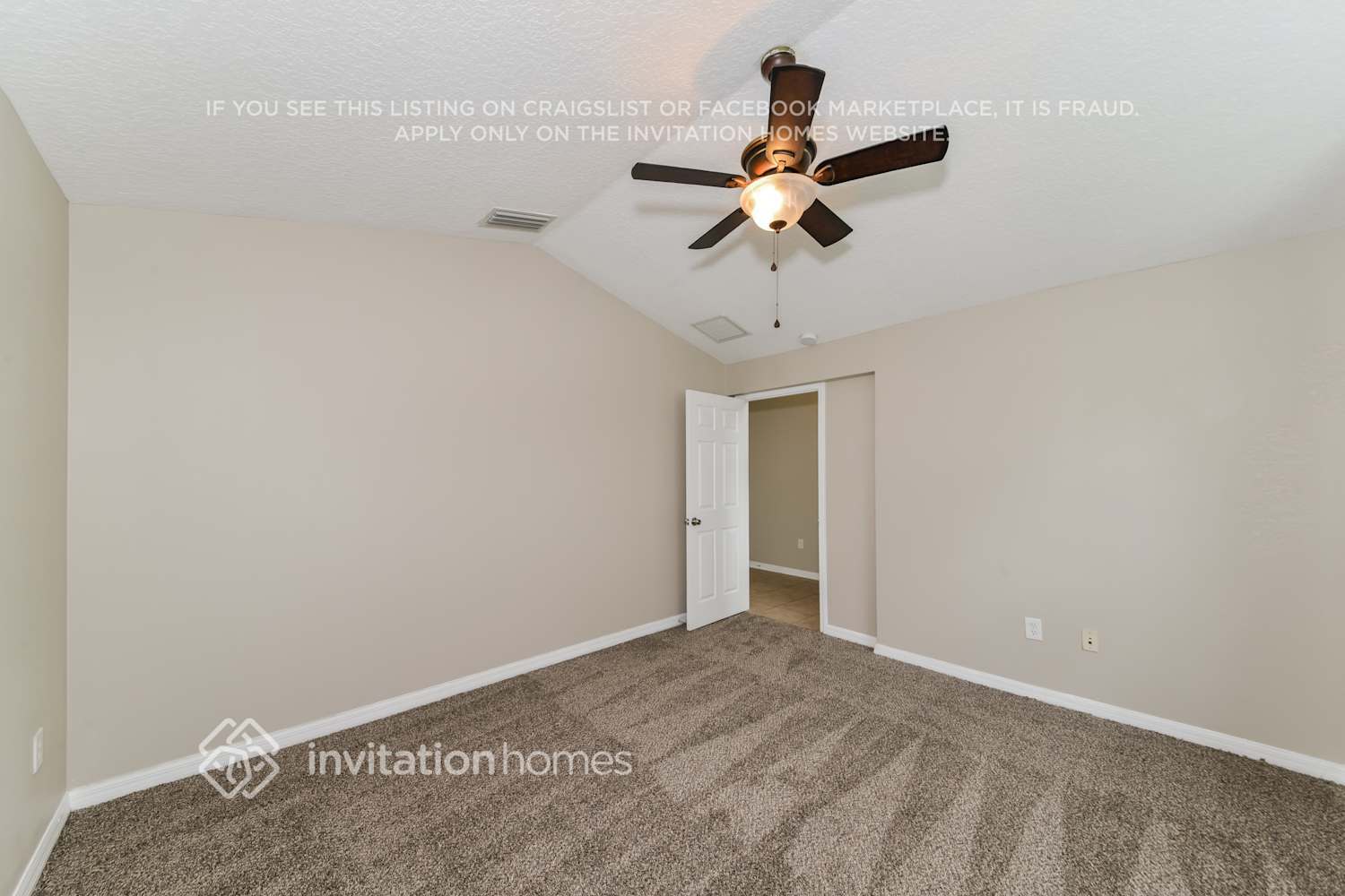 Building Photo - 16320 Bridgeglade Ln