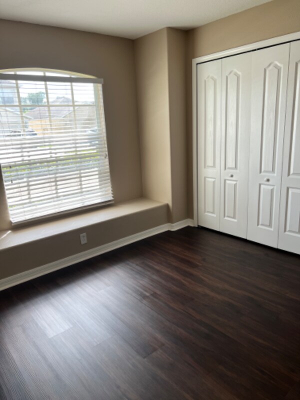 Building Photo - 3821 Covington Ln