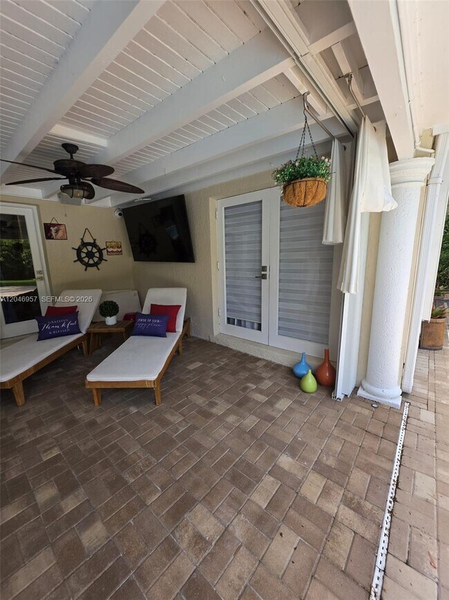 Building Photo - 9760 SW 148th St
