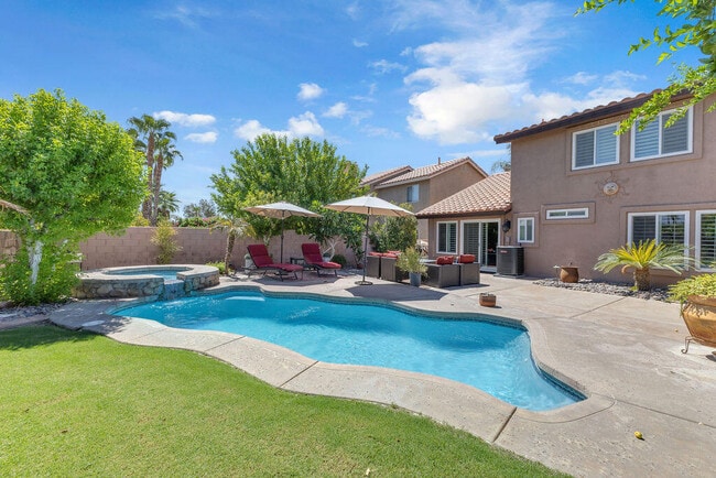 Building Photo - 44310 Villeta Dr