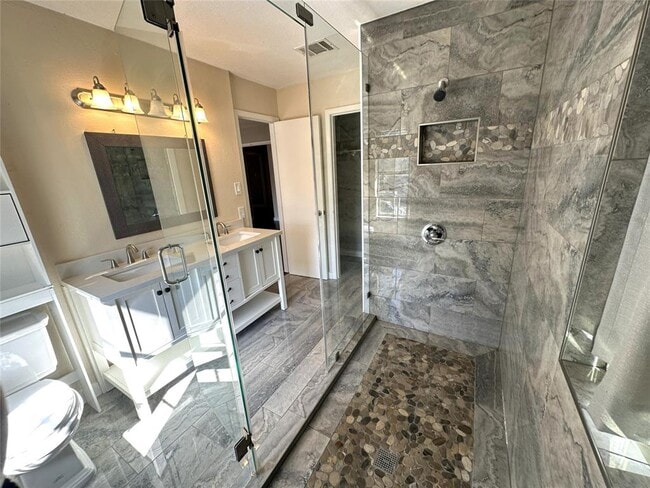 Building Photo - 13259 Kerrville Folkway