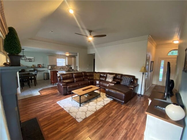 Building Photo - 2949 Bluegrass Pl