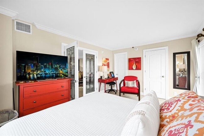 Building Photo - 3301 S Ocean Blvd