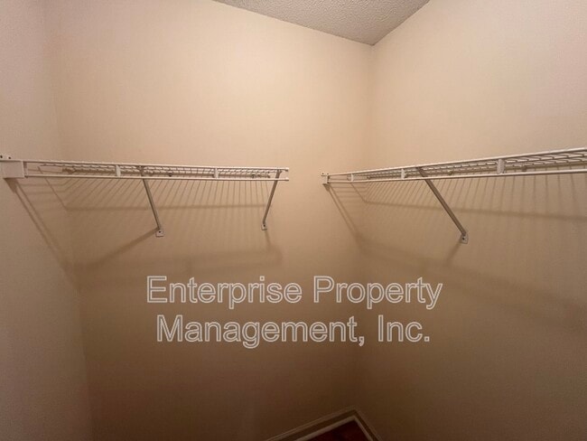 Building Photo - 3931 Long Creek Rd