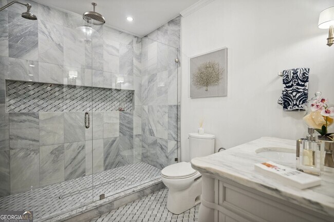 Building Photo - 1930 Northside Dr NW