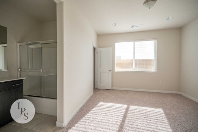 Building Photo - Riverstone Madera Home, 2BR/2BA – Numerous HOA Amenities!