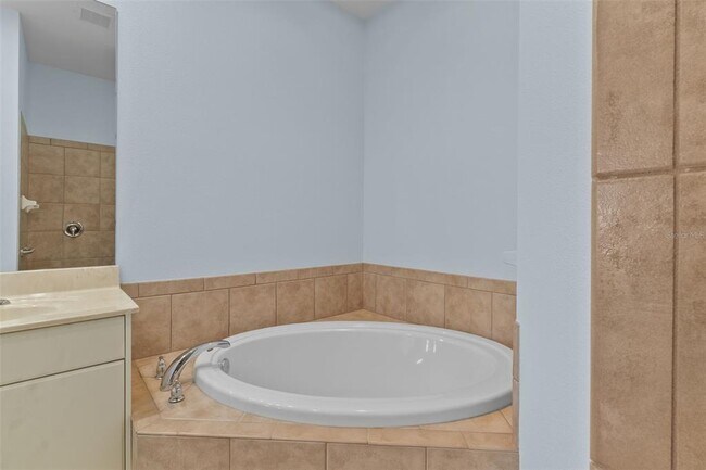 Building Photo - 9486 Hawk Nest Ln