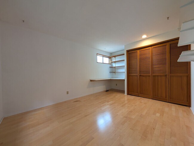 Building Photo - Fantastic 4 Bedroom, 2 Bath Home In The Thurston Area Of Springfield!