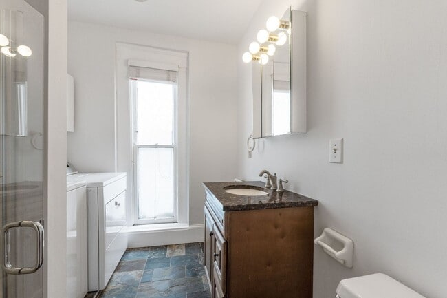 Building Photo - Huge Brick House in Victorian Village/Short North, Beautiful Woodwork 3 Car Garage and Swimming pool