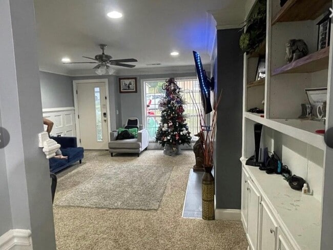 Building Photo - 2510 Sugar Cane Pl NW