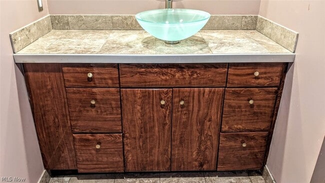 Building Photo - 25 Trenton Square