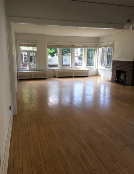 Building Photo - 445 W Wilson St