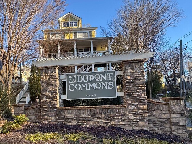 Building Photo - 1705 Barfield Run NW