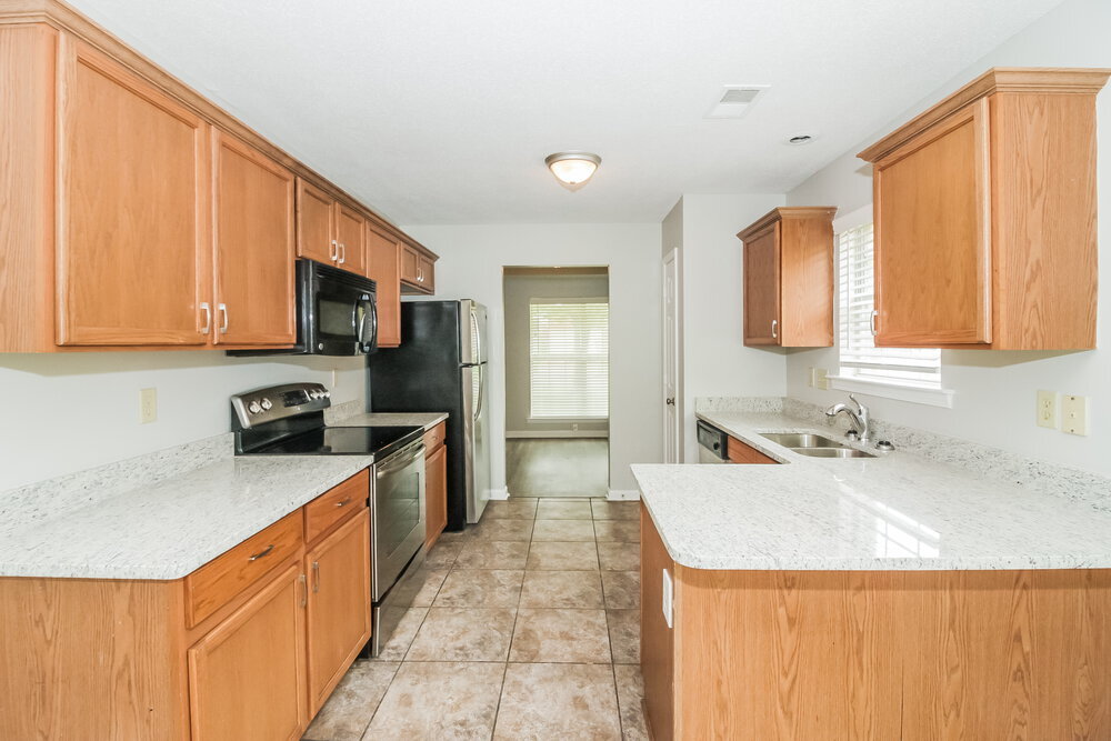 Building Photo - 1401 Carlton Ridge Dr