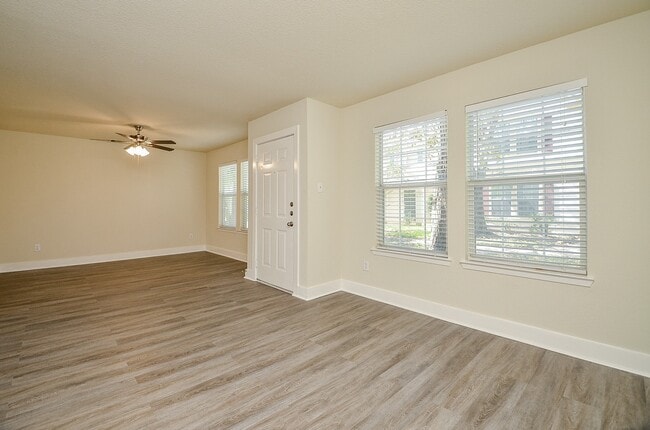 Building Photo - 3935 Federal Ln