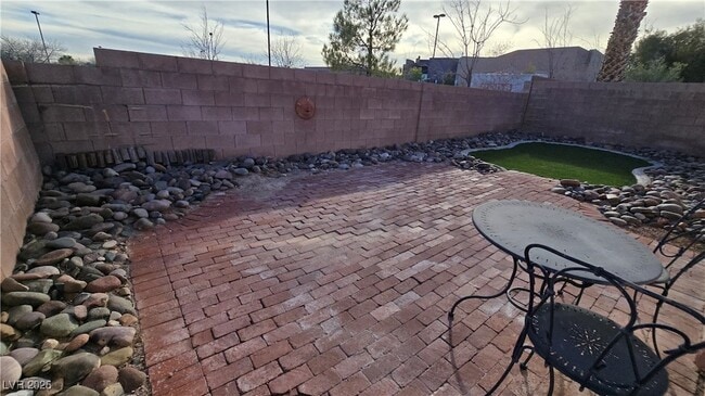 Building Photo - 10809 Armitage Ave