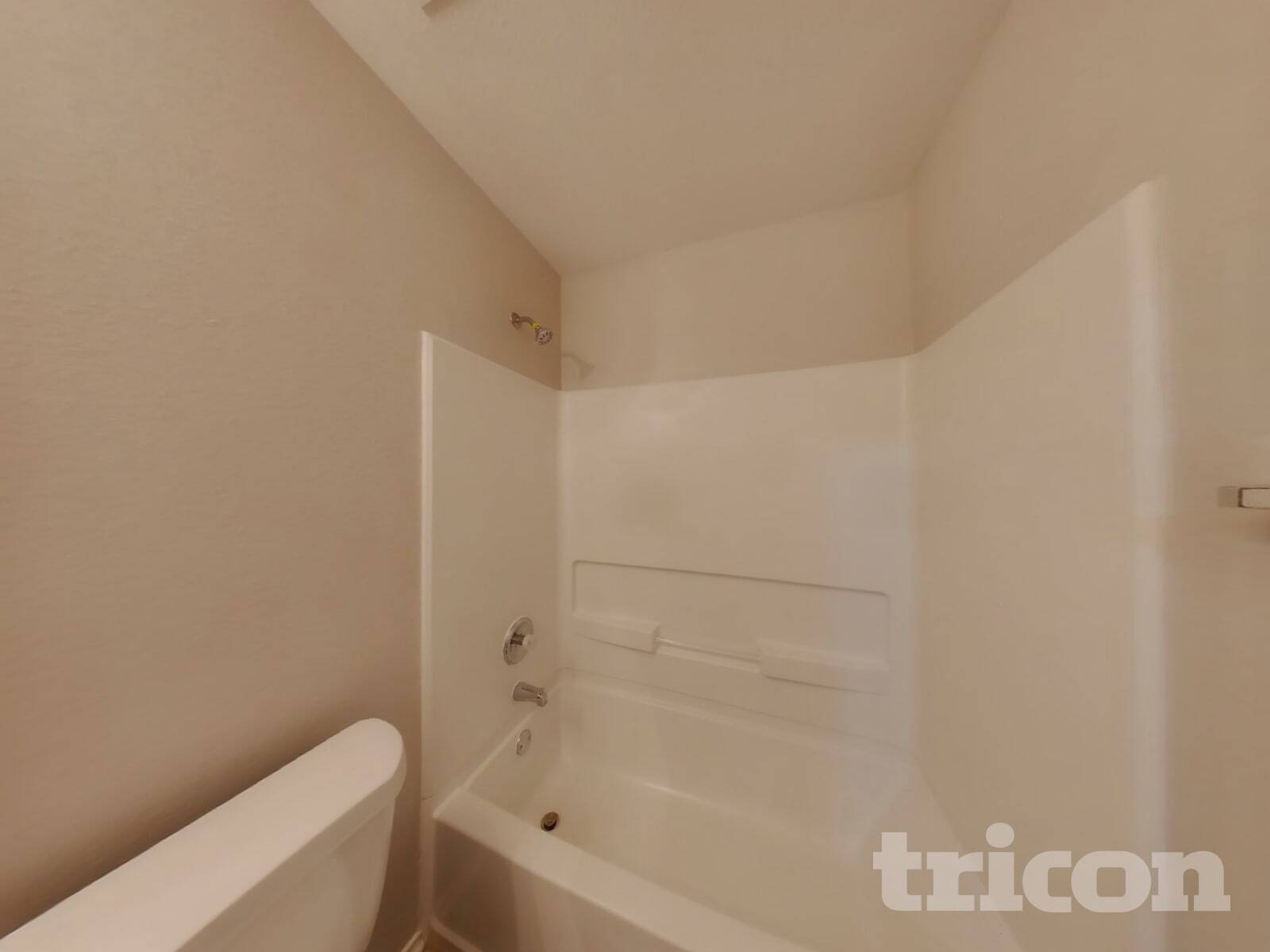 Building Photo - 8410 Stone Chase