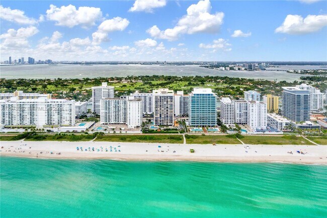 Building Photo - 5757 Collins Ave