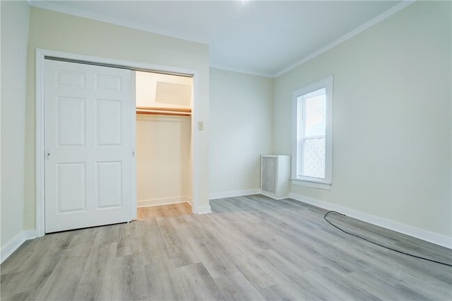 Building Photo - 416 Gregory St