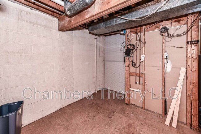 Building Photo - 2109 Kings Mill Ct