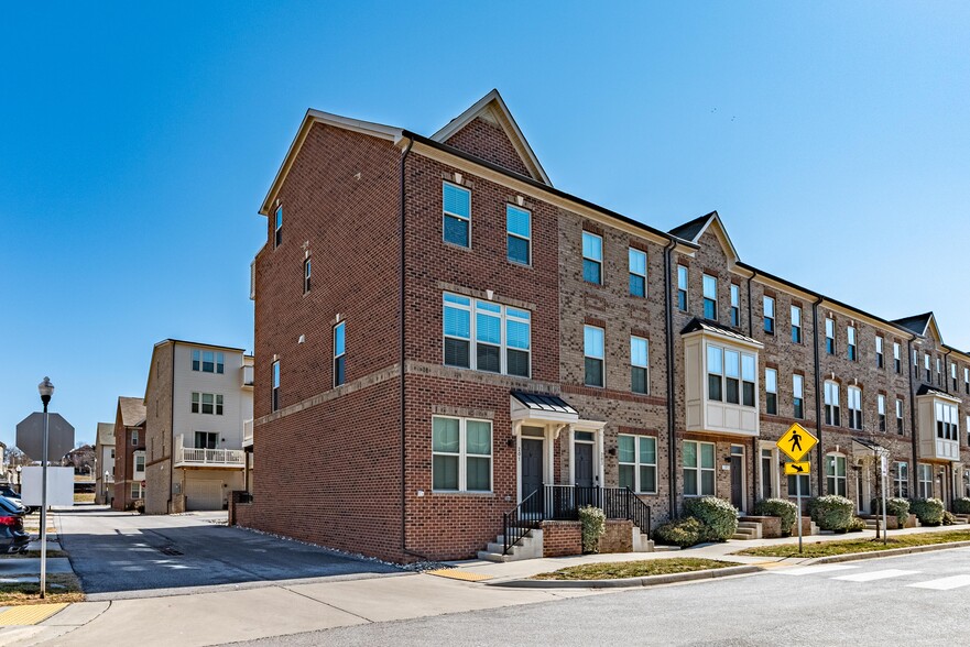 Building Photo - 201 S Macon St