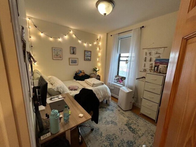 Building Photo - 0 bedroom in NEW YORK NY 10128