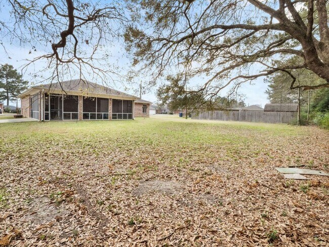 Building Photo - 6106 Fagan Cir