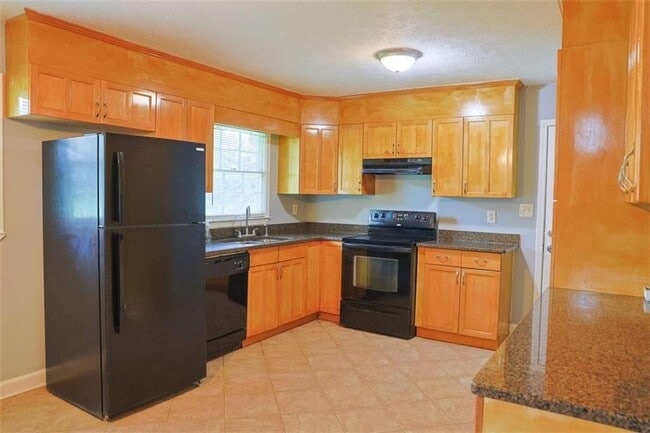 Building Photo - 130 Mimosa Dr