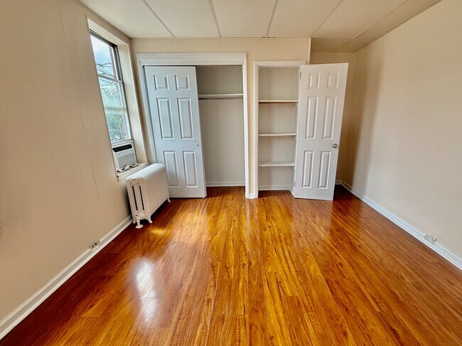 Building Photo - 2416 S Juniper St