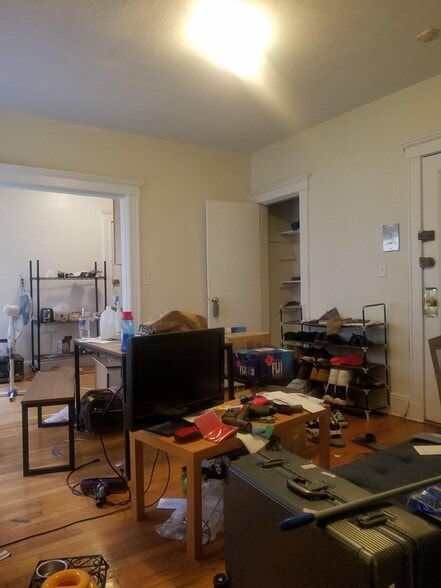 Building Photo - 109 Brainerd Rd