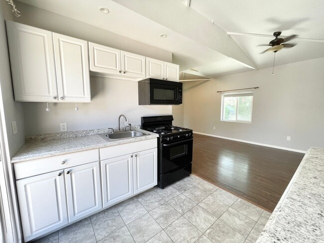 Building Photo - Cozy Studio ADU With Storage Shed