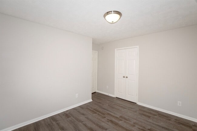 Building Photo - 863 Sierra Brook Ln