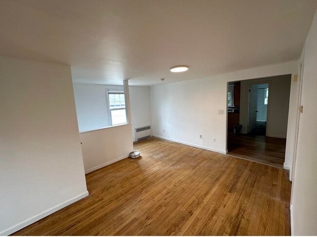 Building Photo - 6517 Durham Ave