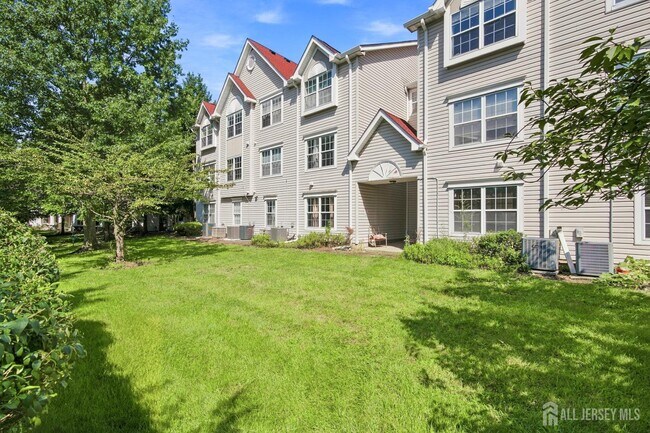 Building Photo - 17 Prestwick Way