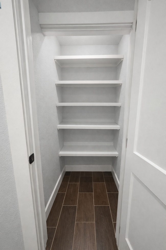 Building Photo - 15411 Mile 20 N