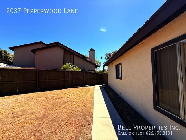 Building Photo - 2037 Pepperwood Ln