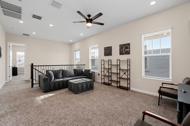 Building Photo - Professionally Designed, Fully Furnished townhome on one of Arabella’s Premium Lots | Scottsdale’...