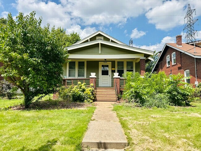 Building Photo - 7509 Trenton Ave