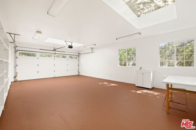 Building Photo - 217 Amalfi Dr